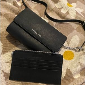 Authentic Michael Kors Side strap purse